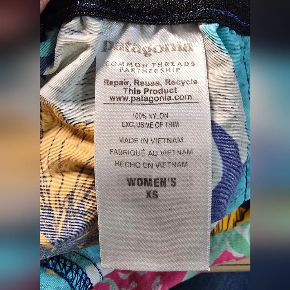 Patagonia Women's Floral Shorts‎ Size XS